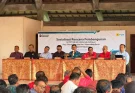 Sosialisasi Pengadaan Tanah bagi Pembangunan Jalur SUTET 500 kV Gilimanuk – Antosari, bertempat di Aula Balai Desa Antosari, Kecamatan Selemadeg Barat, Kabupaten Tabanan
